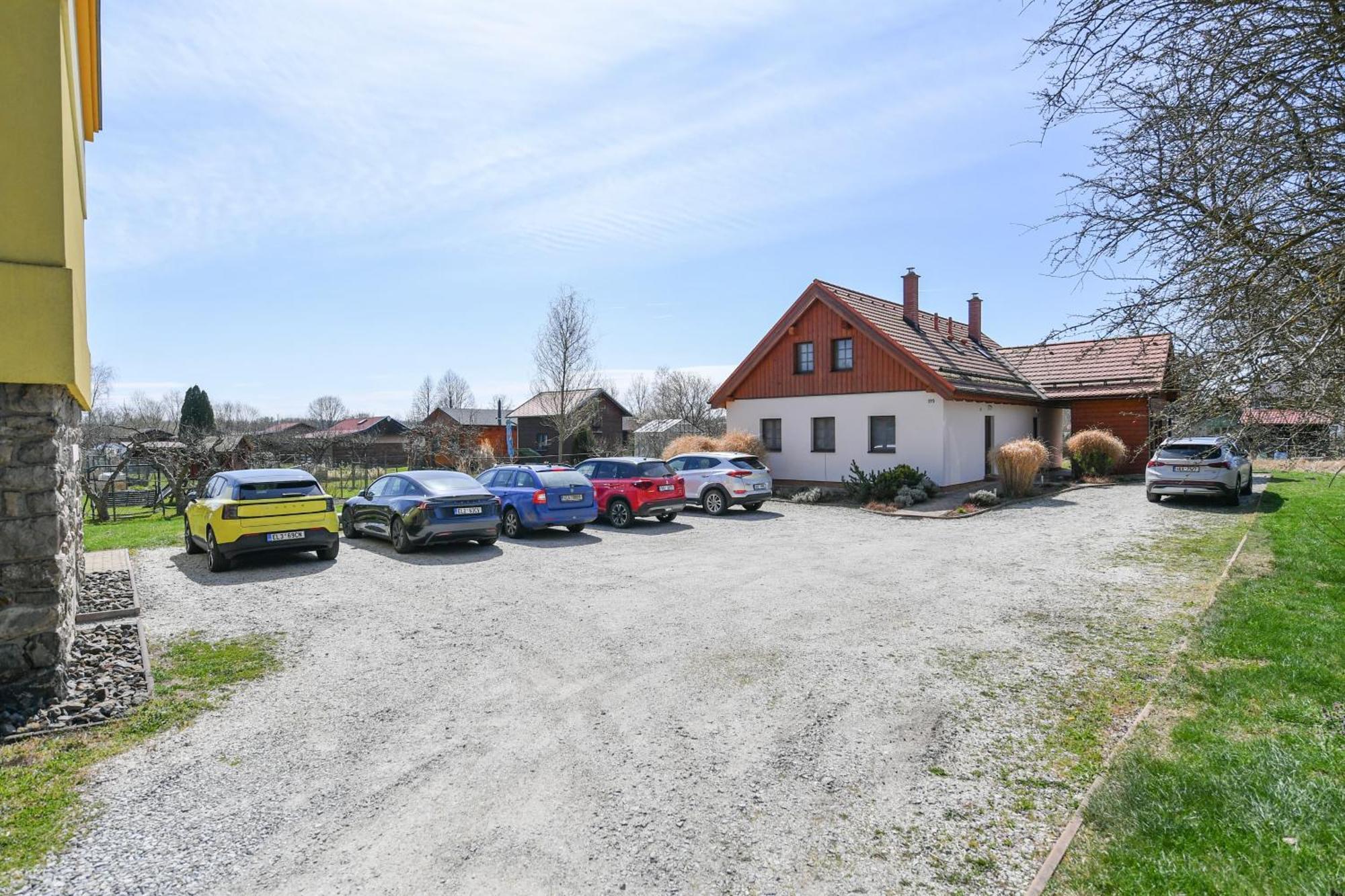 Apartmany Na Seniku Třeboň Exteriör bild